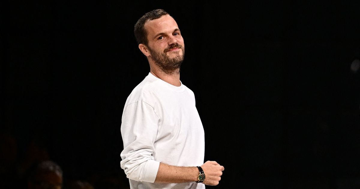 Matthieu Blazy’s Chanel Debut: Live from Paris Fashion Week