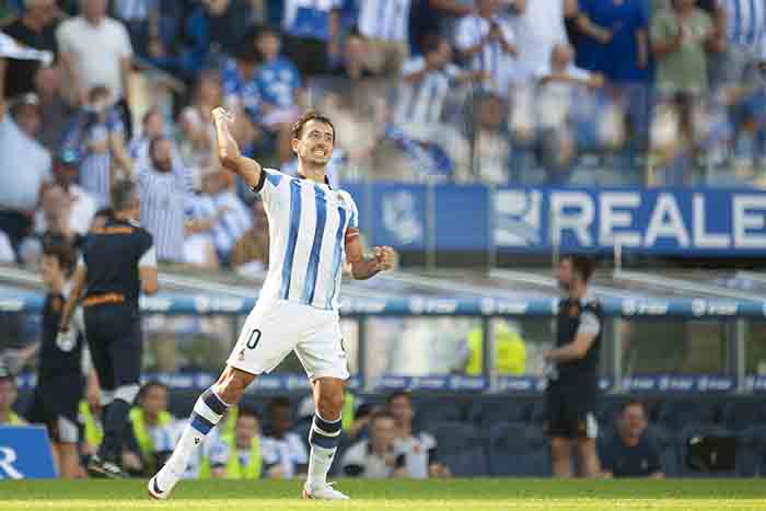 LaLiga de España: Real Sociedad con doblete de Mikel Oyarzabal derrota por 2