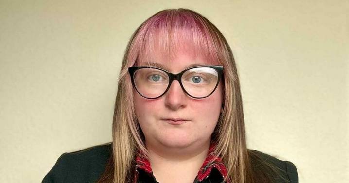 Scots mum forced to home-school 'bright' teenage daughter who was 'left to rot' by council