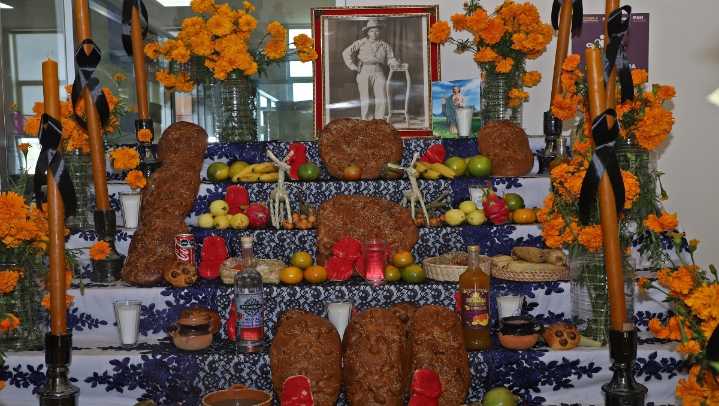 Ofrendas de Ahuatempan, joya cultural en Puebla por Día de Muertos