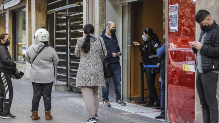 El paro baja en 2.739 personas en septiembre en la Comunitat hasta los 294.015 desempleados