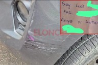 Rayó accidentalmente un auto y dejó una nota con sus datos: "Ojalá estas actitudes se contagien"