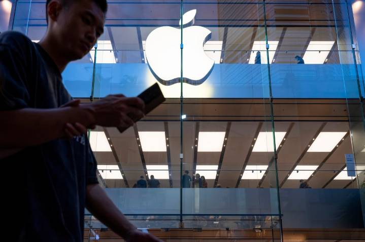 Apple prepares to comply with Texas age assurance law, but warns of privacy risks