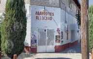 ‘Tienditas’ de barrio se niegan a morir