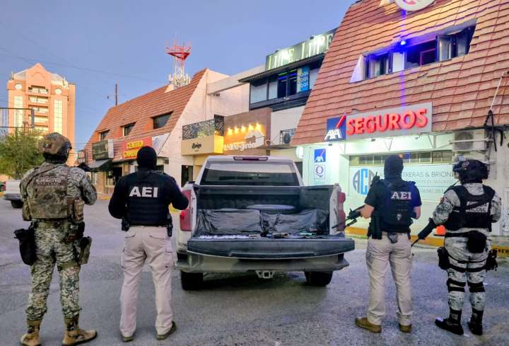 La FEM reventó el bar Lupe Lupe: hallan droga, armas y hasta computadoras