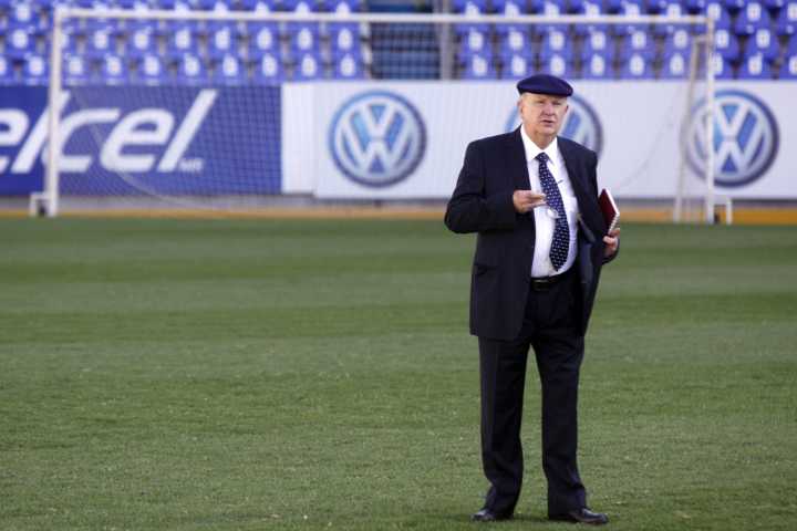 Armenta valora renombrar el Estadio Cuauhtémoc en honor a Lapuente