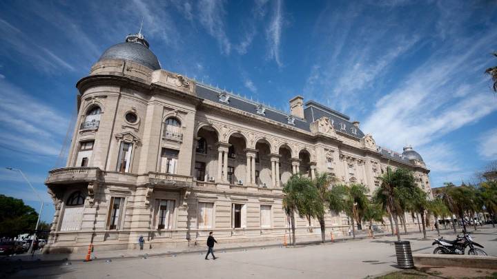 Paritarias en Santa Fe: la respuesta del Gobierno al pedido de los gremios por salarios