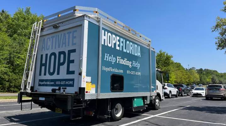 El futuro de Hope Florida de DeSantis en duda ante solicitudes de financiamiento