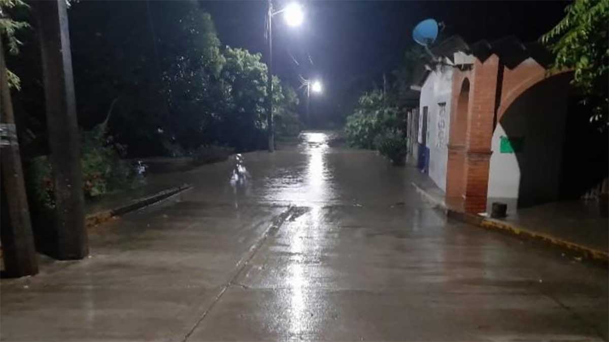 Frente frío número 8 mantendrá lluvias en Oaxaca durante este lunes