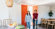 Private detective shares Airbnb warning and 'fingernail test' all holidaymakers should do