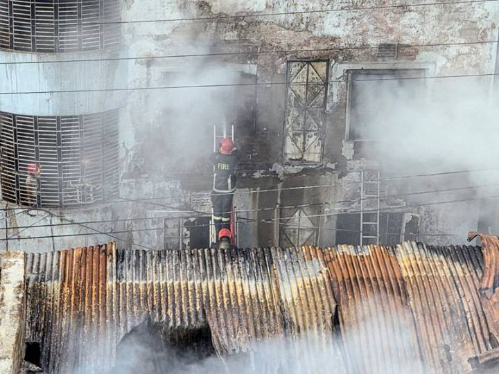 16 killed in fire at garment factory and chemical warehouse in Bangladesh