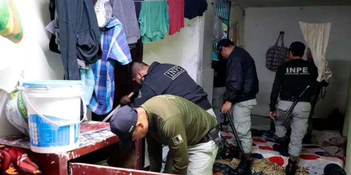 Requisa en penal de Lurigancho destapa objetos prohibidos y conexiones clandestinas en pleno estado de emergencia