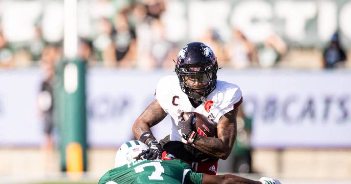 Josh Holst returns to QB1 but NIU drops sixth straight, 48
