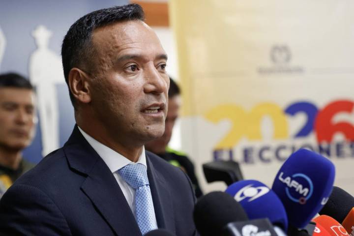 Ministro de Defensa colombiano advierte que suspensión de ayuda de EE.UU....