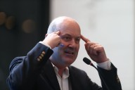 Cambios. Sturzenegger planteó "cuatro grandes temas" que propondrá el Gobierno y negó que la reforma laboral incluya sumar horas a la jornada