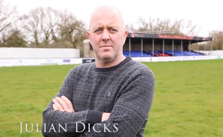 'Fans deserve more' - Premier League cult hero gives statement as he dramatically quits as manager of non