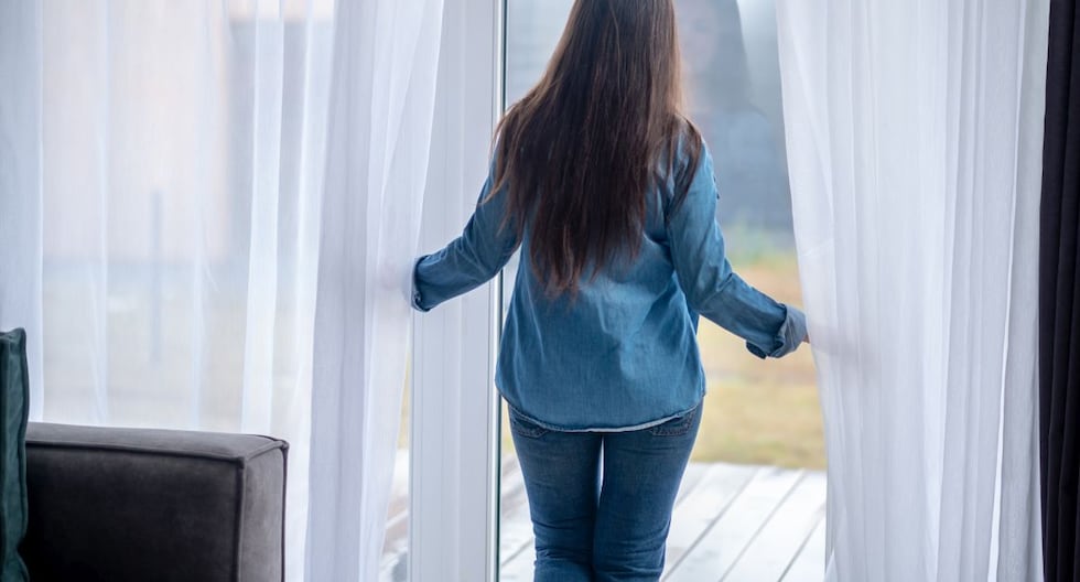 El mejor consejo para tener amplitud visual: dónde instalar las cortinas en una habitación