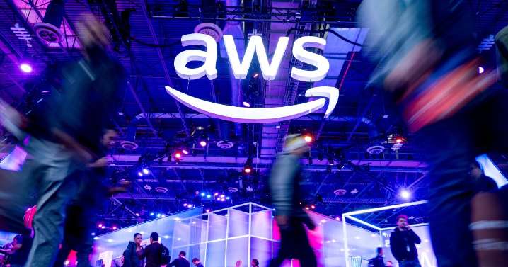 Outage at Amazon Web Services disrupts websites across the internet