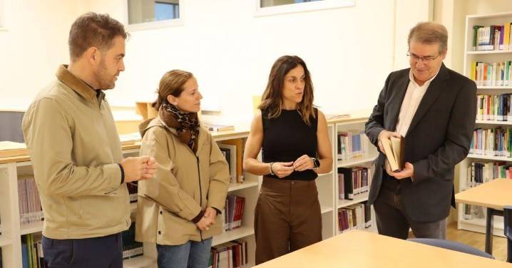 El instituto de Bande estrena nueva biblioteca