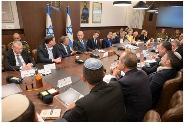 El Gobierno de Israel aprobó el acuerdo con Hamas para un alto el fuego y el intercambio de rehenes por prisioneros