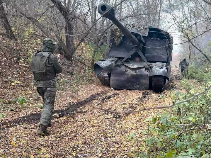 Ukraine disputes claim Russian troops surrounded 2 cities