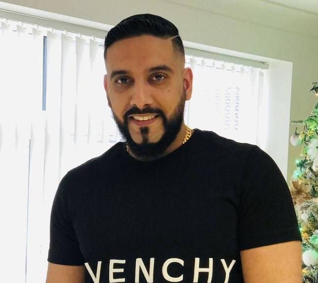 Failed asylum seeker ‘randomly’ stabbed dad-of-three to death in bank while he was FaceTiming friend