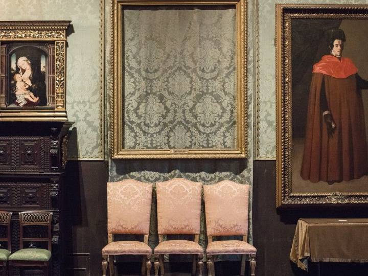 A look at museum thefts around the world after Louvre heist in Paris