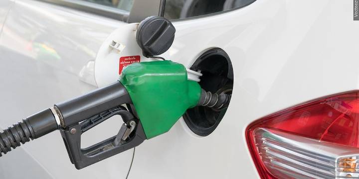 Gas prices dropping, could reach $3 for the first time in 4 years