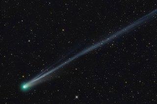 2 green comets shine bright. How to spot them in the night sky
