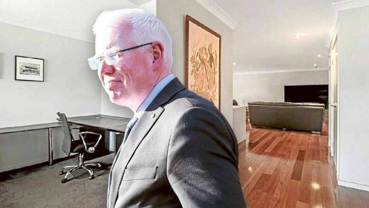 Convicted ex-MP Gareth Ward appears to withdraw South Coast home from sale