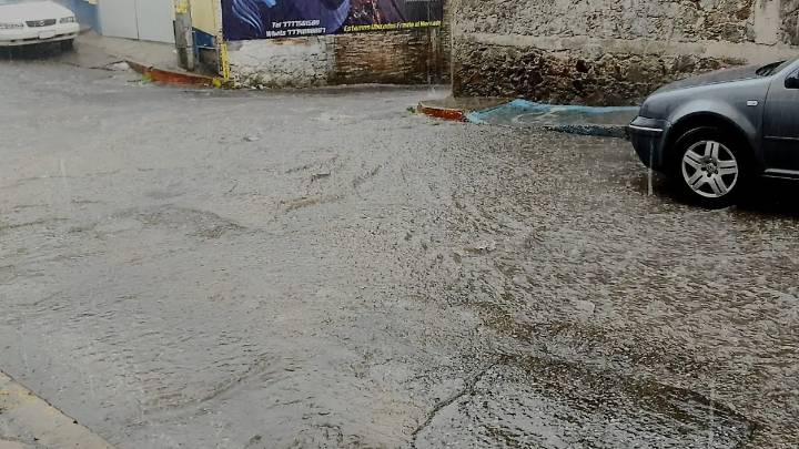 Condusef recomienda contratar seguro de emergencia ante lluvias en Morelos
