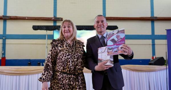 Jaramillo y Fitz Roy celebraron su 114° Aniversario con el ingreso al interconectado nacional