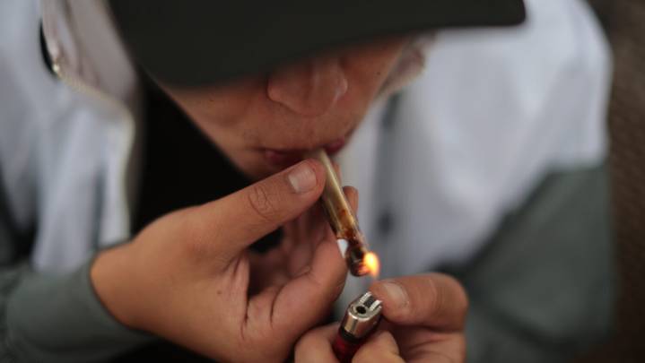 Supreme Court will consider whether people who regularly smoke pot can legally own guns