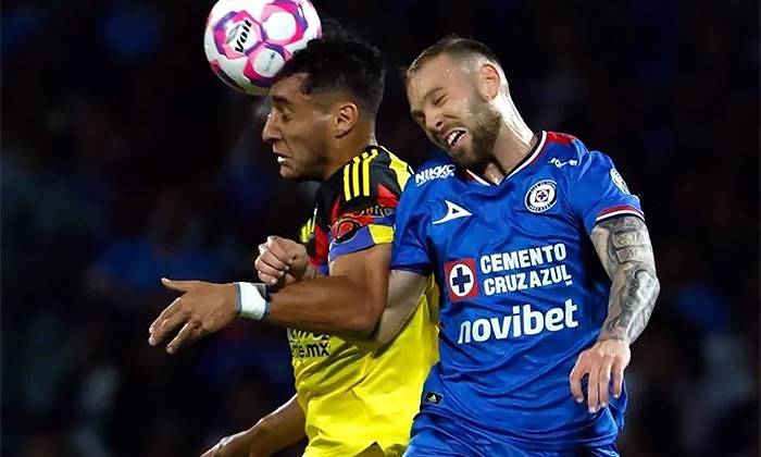 Cruz Azul vence al América tras una remontada