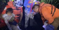 Rescatan a Familia guatemalteca que quedó atrapada en maleza del Río Bravo