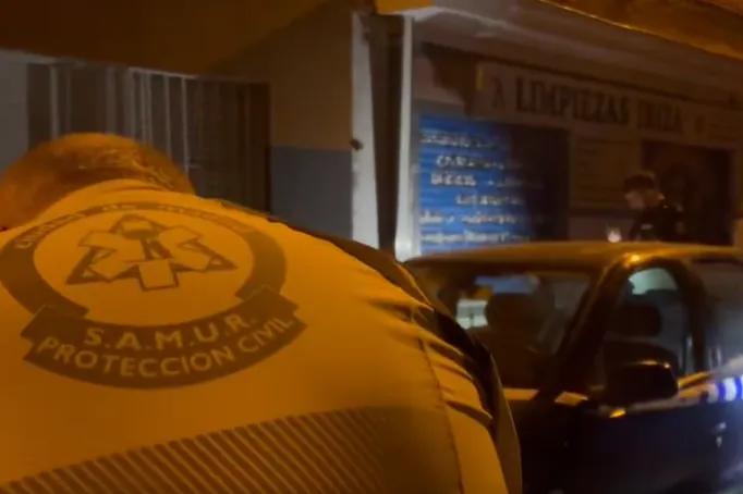Herida grave una mujer de 51 años tras ser apuñalada por un hombre en Usera: la Policía investiga si se trata de una agresión machista