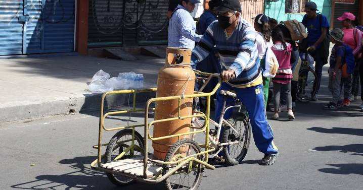 Prepara el carbón para la estufa: Gas doméstico subirá de precio por nuevas normas de seguridad