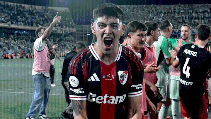 “Nos está dando buenas sensaciones”: los elogios de Scaloni a Lautaro Rivero, ¿debuta ante Venezuela?