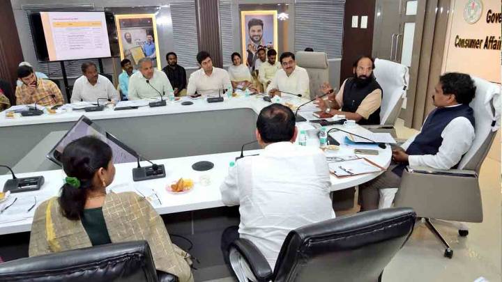 Telangana To Script History With Record Paddy Production And Procurement This Kharif:  Uttam Kumar Reddy