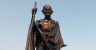 Día Internacional de la No Violencia: Mohandas Gandhi nació hace 156 años, el 2 de octubre de 1869