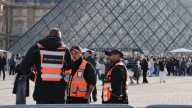 Robo de joyas en el Louvre: la policía detuvo a nuevos sospechosos