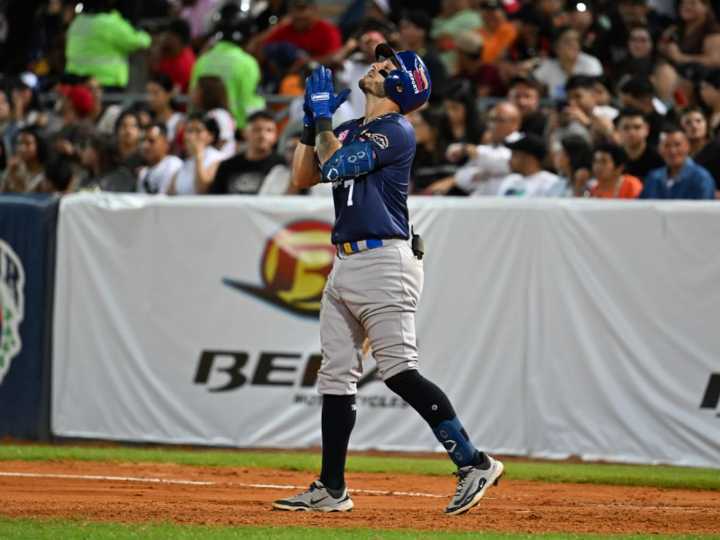 Magallanes madrugó a Wicklander y dividió ante Águilas
