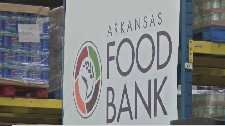 Arkansas Foodbank hosts food distributions for government employees