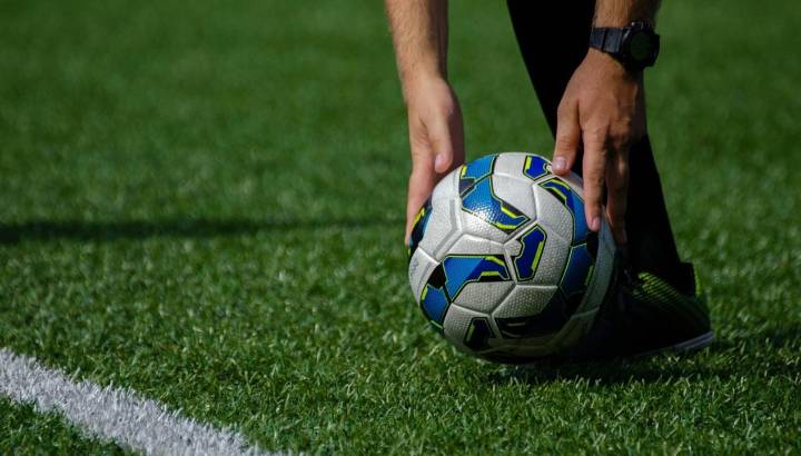 Cobertura estratégica en apuestas de fútbol múltiple