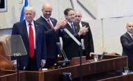 Trump: "No es el final de una guerra, es el comienzo de una era de fe"