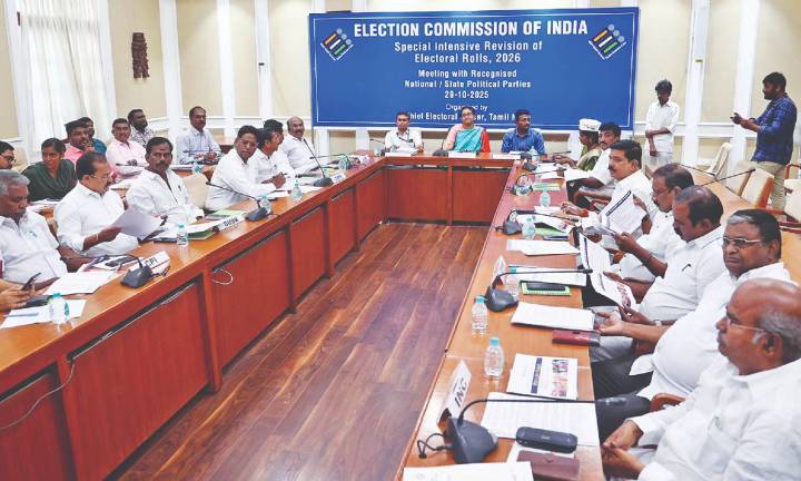 Tamil Nadu: Dravidian rivals take contrasting positions on SIR