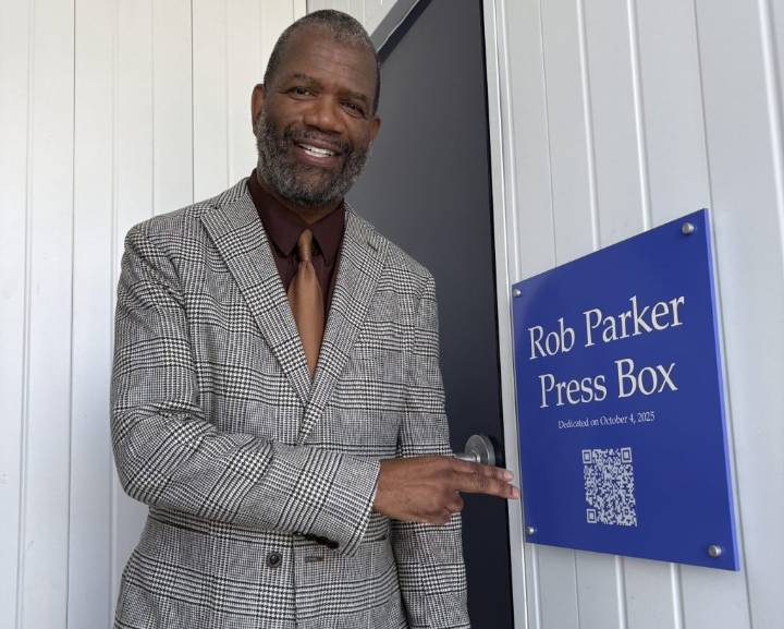 Pioneering journalist Rob Parker honored by Southern Connecticut State University