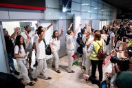 Así ha sido la llegada a España de los primeros activistas españoles de la flotilla detenidos por Israel