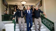 Pastor que asesoró a Trump se declara culpable de abuso sexual infantil: “Estuve involucrado en un comportamiento inapropiado”