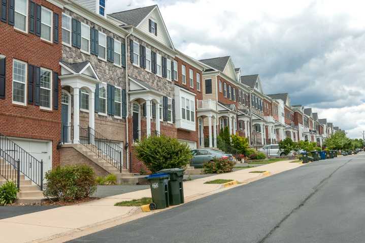 Flyers referencing Ku Klux Klan found in Leesburg
